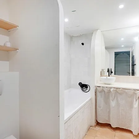 Apartment Equipe - Parking - Proche Commerces Rosny-sous-Bois